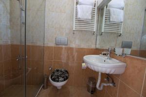 Koupelna v ubytování Element Suites