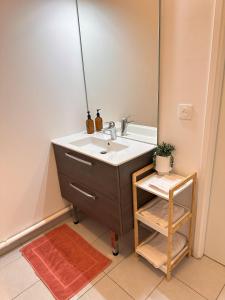 Fotografie z fotogalerie ubytování Appartement Cosy au Stade de France Proche Paris v destinaci Saint-Denis + 39 fotografií