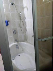 Bany a New room available with electricity