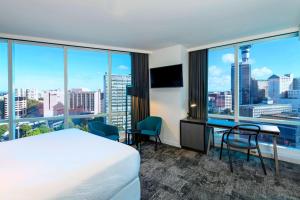 Posteľ alebo postele v izbe v ubytovaní Four Points by Sheraton Auckland