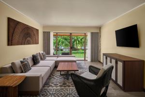 TV a/nebo společenská místnost v ubytování Sheraton Samoa Beach Resort