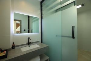 Koupelna v ubytování Dali Yufu B&B Hotel + 37 fotografií