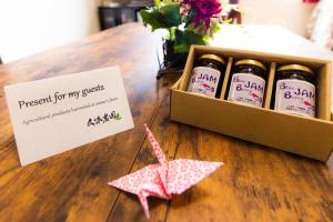 Φωτογραφία από το άλμπουμ του A-JA σε Niki