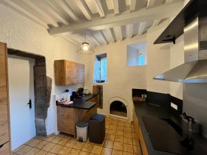 Foto dalla galleria di Le Moulin des Poètes a Malauzat