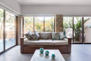 Χώρος καθιστικού στο Villa Vargas Sayulita +26 φωτογραφίες