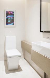 Kopalnica v nastanitvi Grand Metropark Hotel Shanghai Pudong