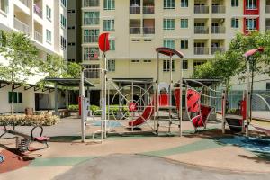 Studio Unit At Residensi Suasana的儿童游玩区