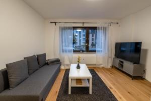 Μια τηλεόραση ή/και κέντρο ψυχαγωγίας στο Sanierte Wohnung "Luca" fußläufig ins Zentrum