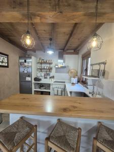 Kuchnia lub aneks kuchenny w obiekcie Casa Rural Rincón