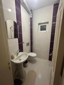 Phòng tắm tại Kapadokya Denizhan Villa +19 ảnh