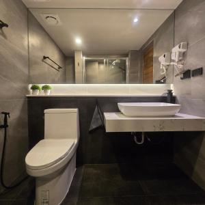 Ένα μπάνιο στο ARMO Nimman 2 Suite +52 φωτογραφίες