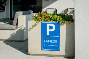 Certifikát, hodnocení, plakát nebo jiný dokument vystavený v ubytování Lamede SELF CHECK-IN