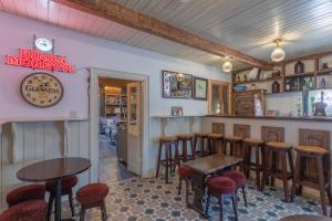 Lounge nebo bar v ubytování Fitzgeralds - Ballybunion - Sleeps 34