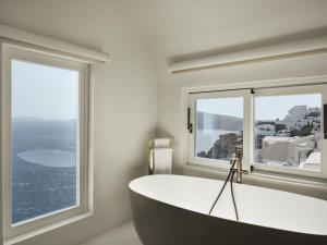 Koupelna v ubytování Andronis Boutique Hotel