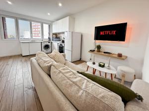 Χώρος καθιστικού στο NOA - Appartement familial très proche Paris et Vincennes - Parking free