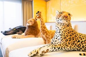 ホテルの敷地内または近くにいる動物