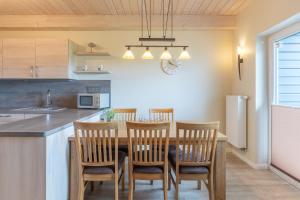 Kuchyň nebo kuchyňský kout v ubytování Wattenmeer