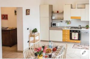 Kuchyňa alebo kuchynka v ubytovaní Casa Casoni - Il Conero
