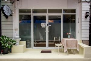 Balkon atau teras di Beds Friends Phi Phi Hostel - Party Hostel