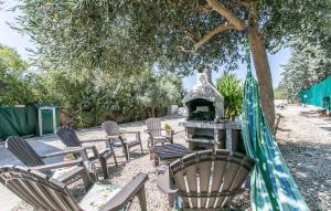 Zahrada ubytování Awesome Home In Santa Croce Camerina + 23 fotografií