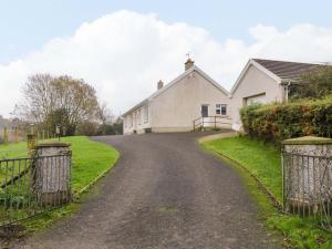 Το κτήριο όπου στεγάζεται  η παραθεριστική κατοικία