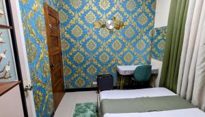 Koupelna v ubytování Serdena Homestay Fronting Cuatro Islas + 37 fotografií