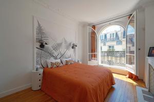 Luxury apartment at Auteuil