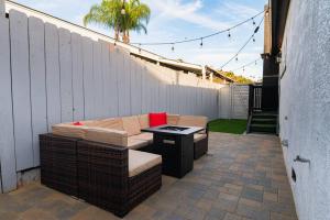 Imagem da galeria de SDSU and Downtown Less Than 10 Min, Game Room, and Fire Pit em La Mesa