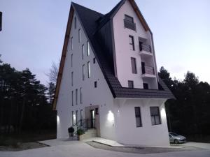 Το κτήριο όπου στεγάζεται  το διαμέρισμα