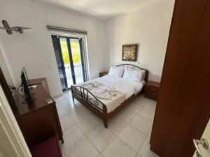 Gallery image of Paliouri Blue House in Paliouri