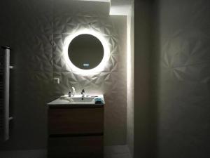Zdjęcie z galerii obiektu Cosy Apartment Near Strasbourg w mieście Mommenheim