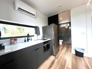 Una cocina o cocineta en Iron Cliff