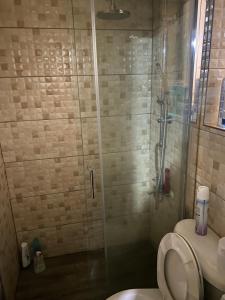 Koupelna v ubytování Habitación grande baño en suite privado + 10 fotografií