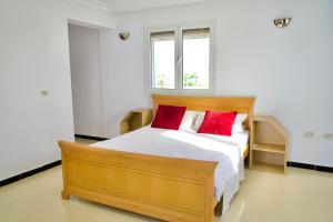 Spacious 2-Floor Apt in Lavandolive Residence客房内的一张或多张床位