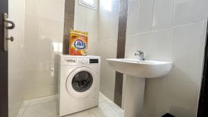 Spacious 2-Floor Apt in Lavandolive Residence的一间浴室