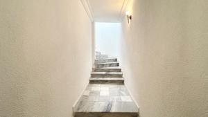 塔格梅斯Spacious 2-Floor Apt in Lavandolive Residence的相册照片