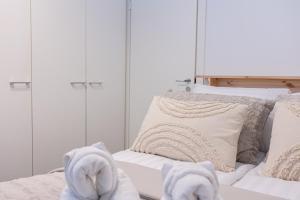 Postel nebo postele na pokoji v ubytování Santa's Suite II by BookLapland