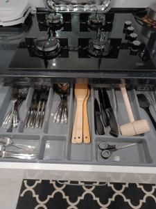 Η κουζίνα ή μικρή κουζίνα στο Apartament Premium