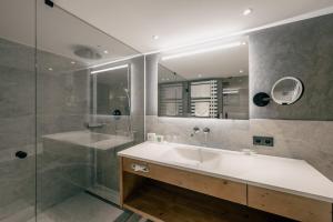 Łazienka w obiekcie Gourmet & Wine Hotel Austria - 4 Sterne superior