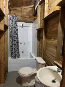 Galeriebild der Unterkunft Roatan Bed & Breakfast Apartments in West End