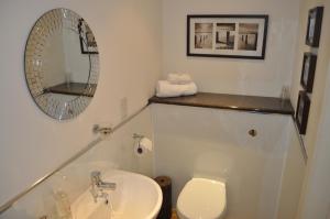 A bathroom at 3rd House 