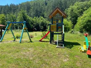 Parc infantil de Apartmani D&S