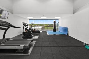 מרכז הכושר ו/או מתקני הכושר ב-Indoor Pool Gym: Modern Hideout 12-Min From CBD