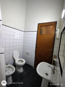 Ένα μπάνιο στο Urbano B&B 3B +8 φωτογραφίες