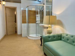 Posezení v ubytování Marc Hotel Maesai