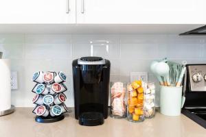 Galeriebild der Unterkunft 3 Miles to Disney Heated Pool CnvntnCtr Jacuzzi in Fullerton