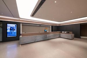 Hall o reception di JI Hotel Shanghai Pudong Airport East Station - Pudong Airport Free Shuttle Bus
