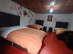 Letto o letti in una camera di Redys House