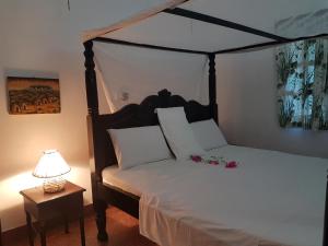 The Foxy Nests of Karibuni - Villa 184 & 145客房内的一张或多张床位