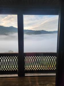 Φωτογραφία από το άλμπουμ του Hillside Tola σε K'vemo Zhoshkha